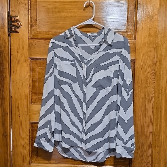 Express Gray Long Sleeve Button Down Shirt M - Picture 1 of 3